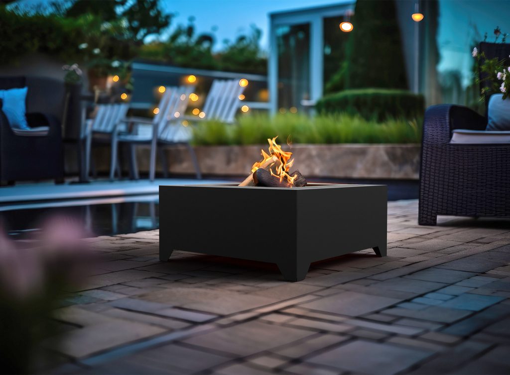 Black Square 700 - vanjski kamin